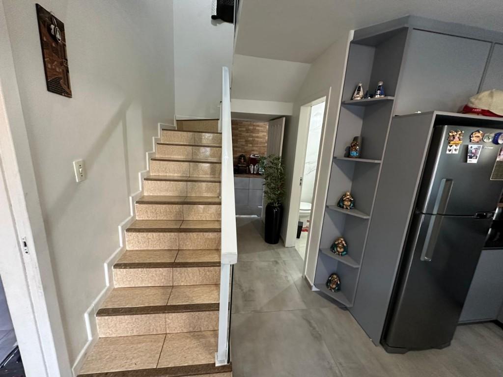 Casa em Alto Aririú, Palhoça. 3 quartos, 210m². Imagem 3 de 14